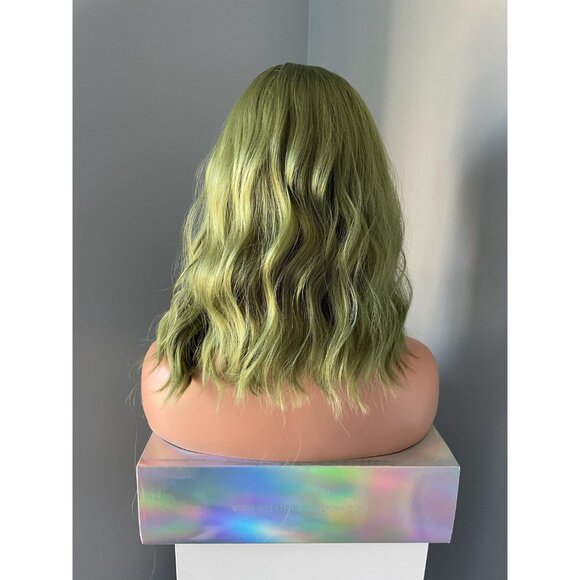 Short Green Wig 14 Inch Wavy Wig with Bangs - Clover - Picture 4 of 9